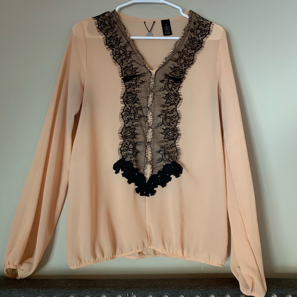 BKE boutique coral blouse